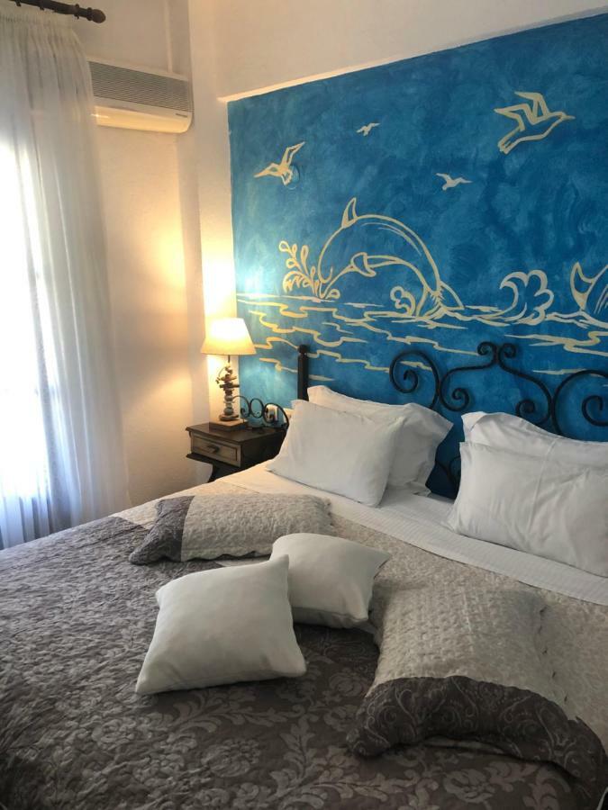 Thalassa Hotel Amoliani Bagian luar foto